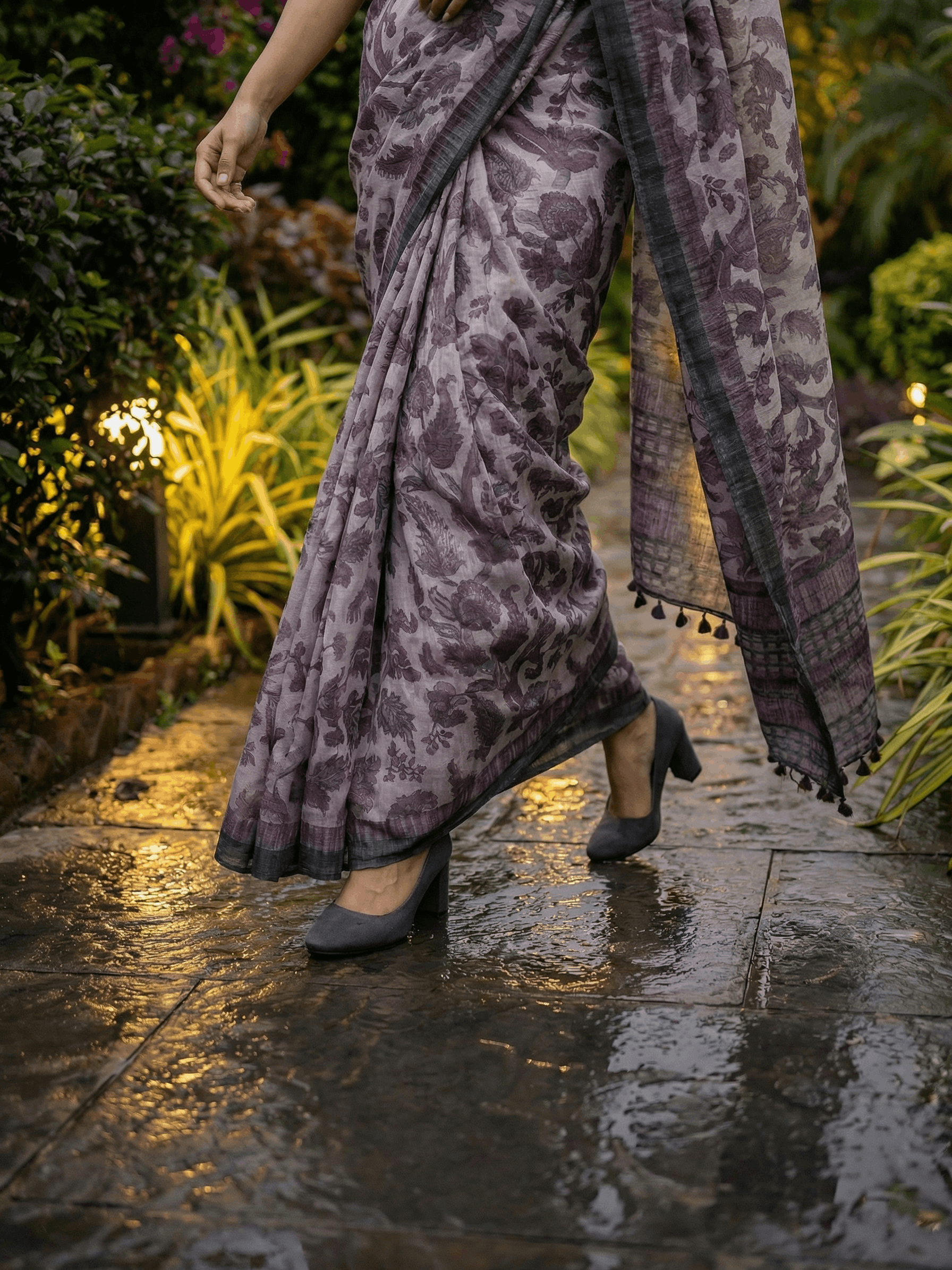 Vrushti Floral Saree