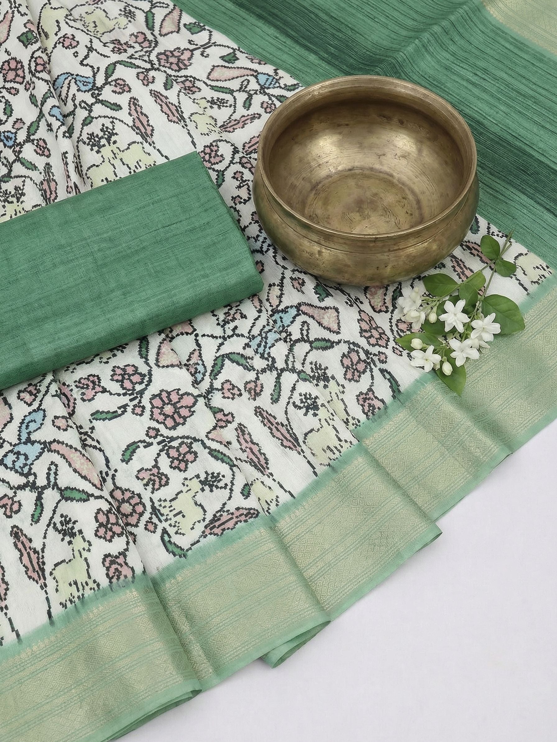 Floral White Saree