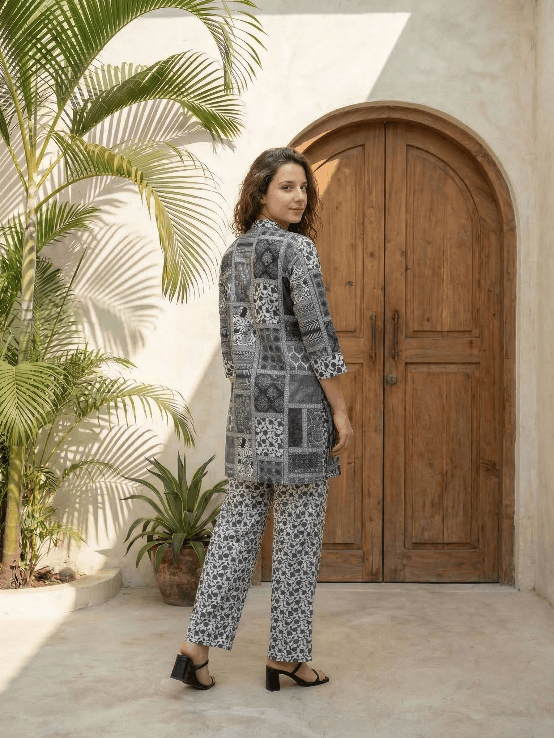 Women pink floral printed soft silk kurta co-ord set with trousers
