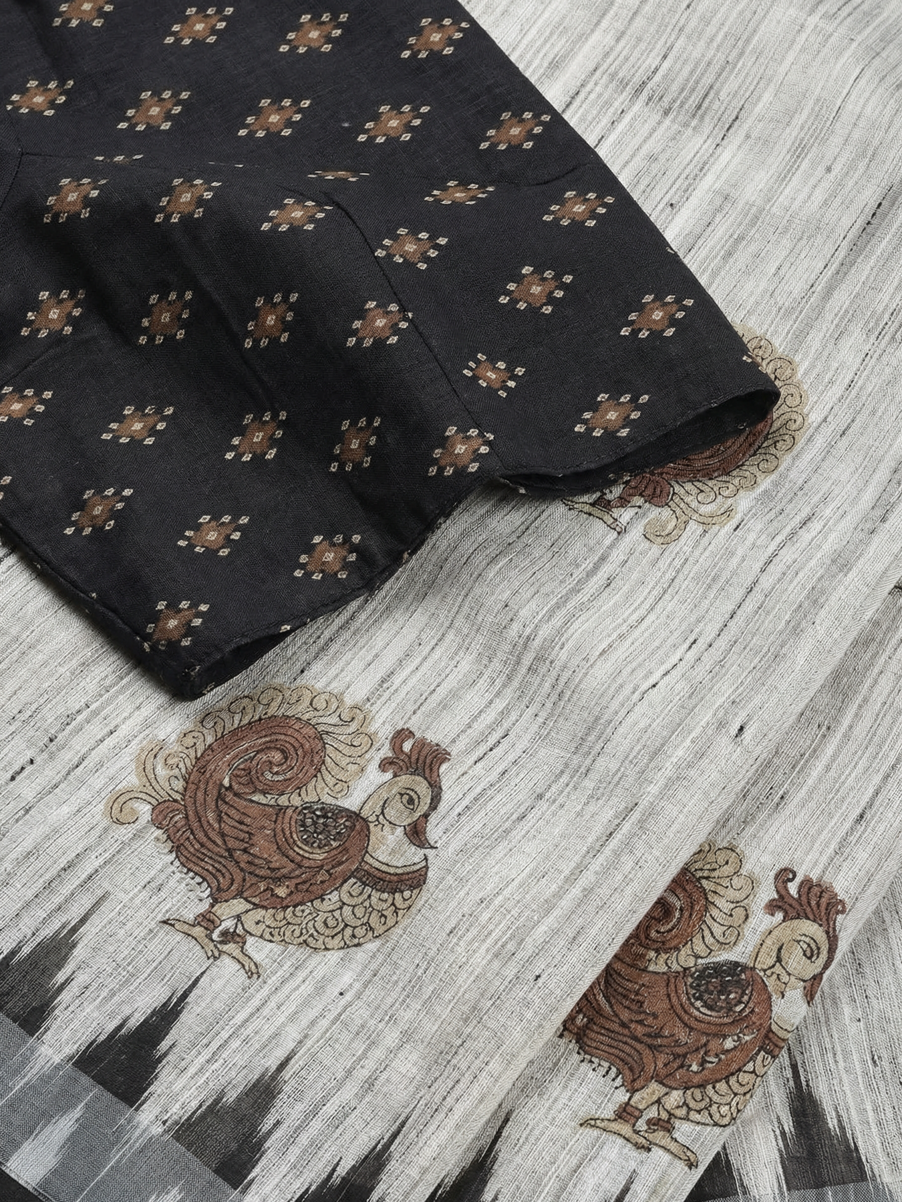 Mor Chakrawali Saree