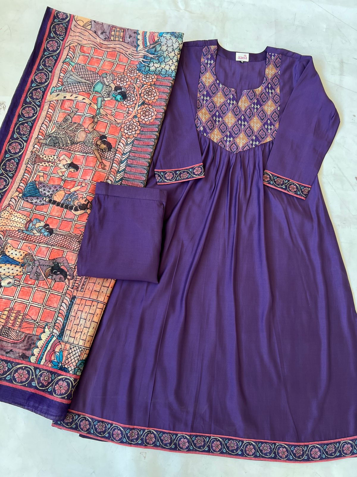 Jamuni Jashn Suit Set