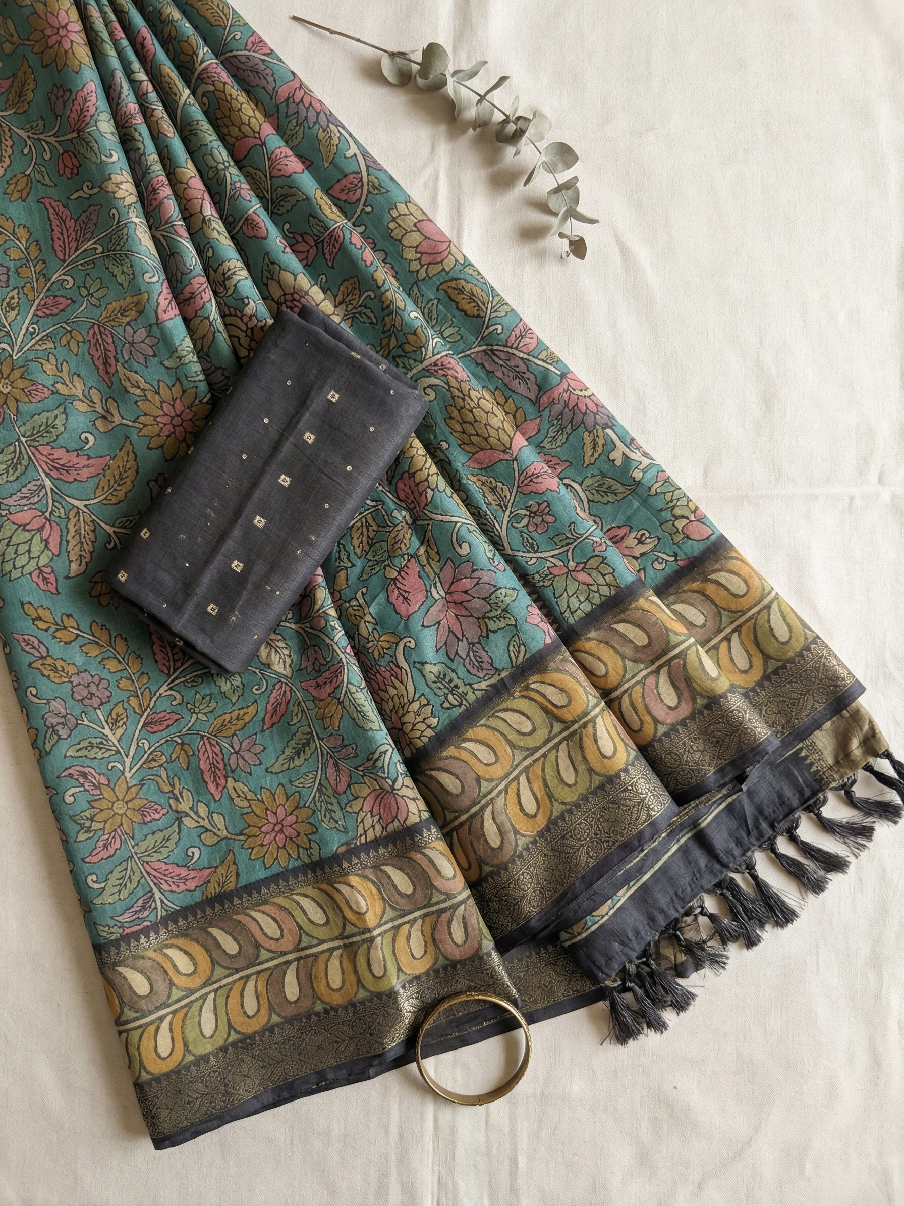 Roshni Dola Silk Saree
