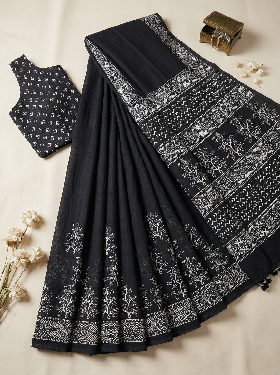Black Radiance Saree