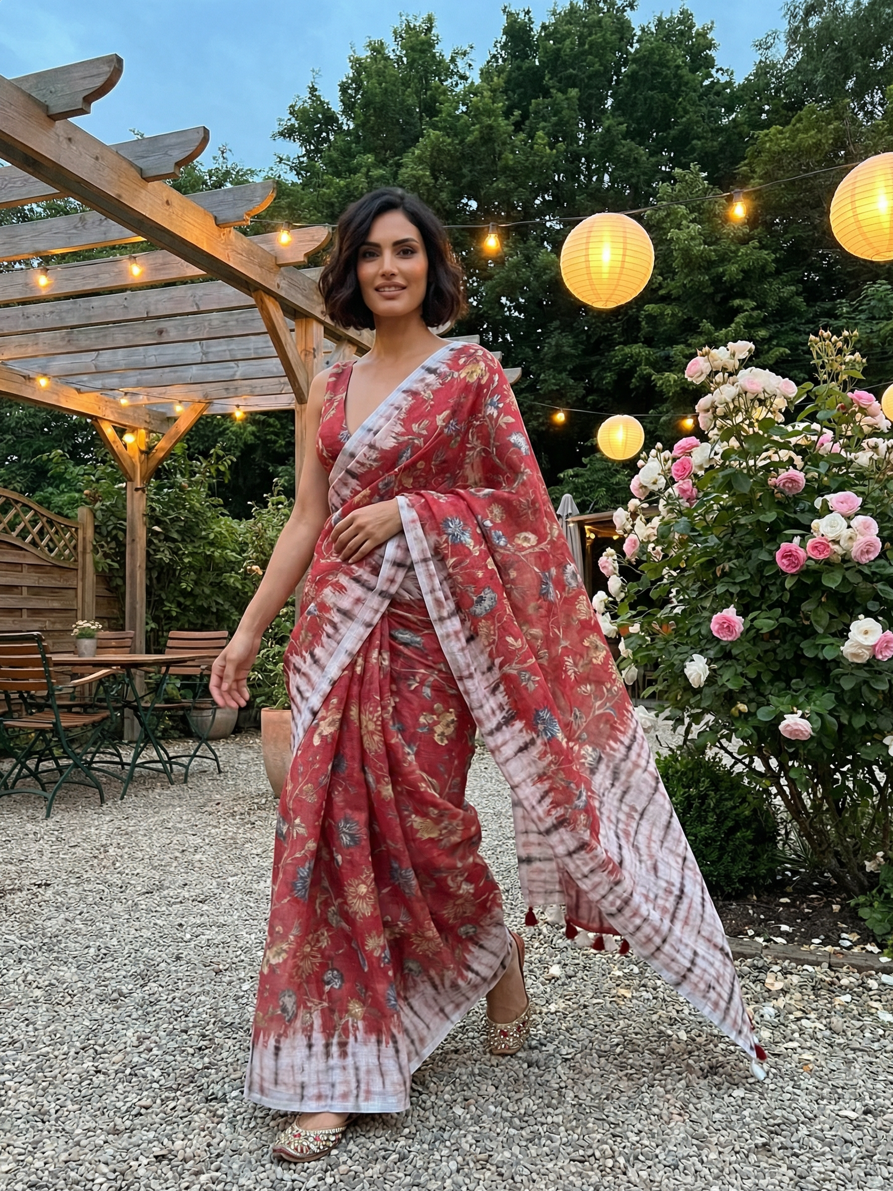 Harvi Red Saree