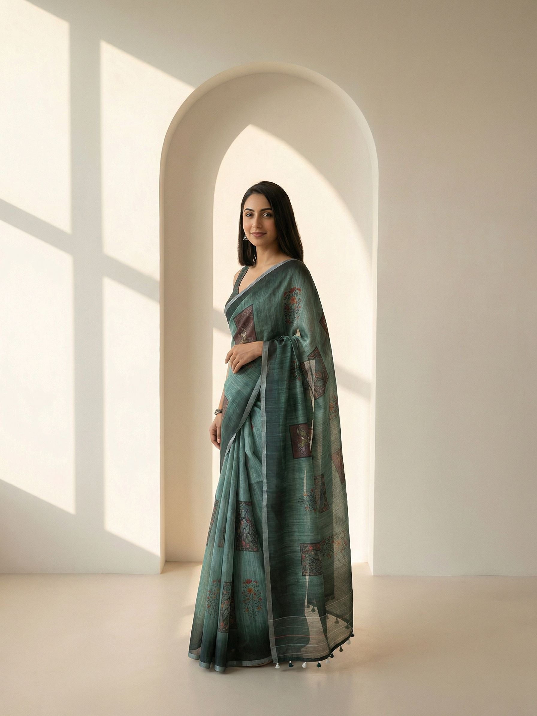 Anokhi Sundar saree