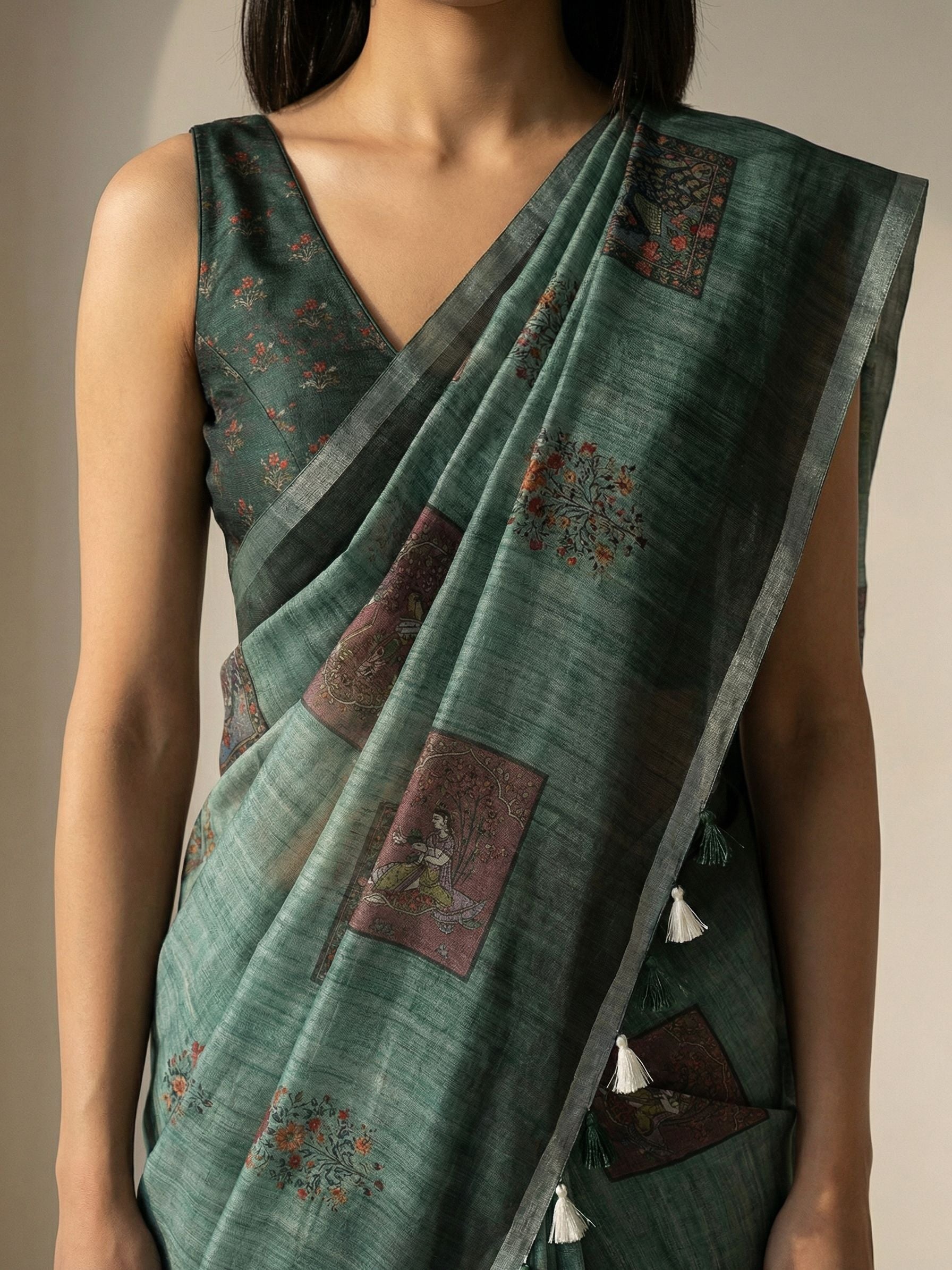 Anokhi Sundar saree